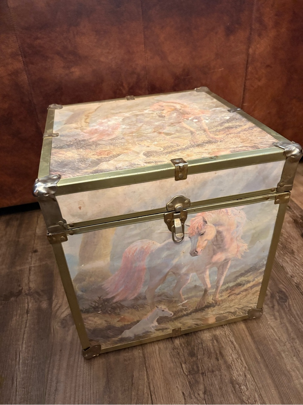 Vintage 1980s Unicorn Decorative Storage Trunk in Pastel Pink and Cream